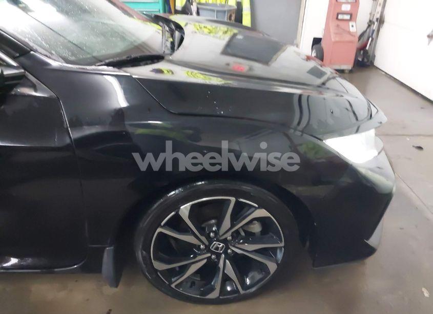 Photo 18 of 2019 Honda Civic SI (VIN 2HGFC3A58KH750596)