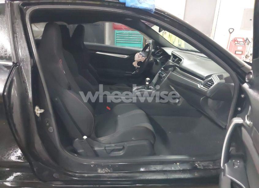 Photo 5 of 2019 Honda Civic SI (VIN 2HGFC3A58KH750596)