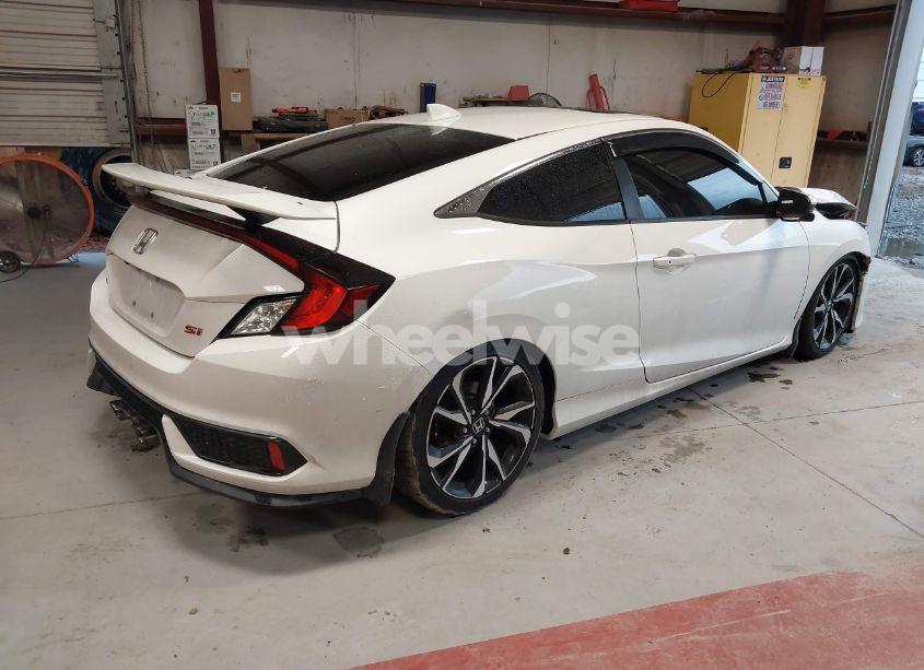 Photo 4 of 2018 Honda Civic SI (VIN 2HGFC3A59JH752498)