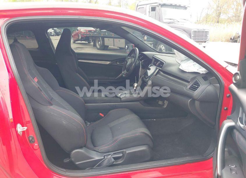 Photo 5 of 2017 Honda Civic SI (VIN 2HGFC3A5XHH750267)