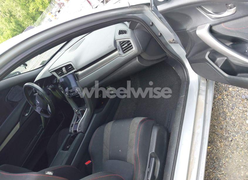 Photo 5 of 2017 Honda Civic SI (VIN 2HGFC3A5XHH751886)