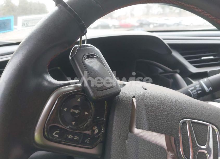 Photo 11 of 2018 Honda Civic SI (VIN 2HGFC3A5XJH756558)