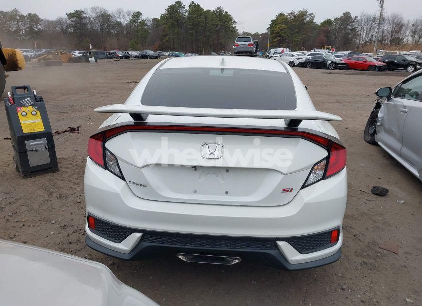 Photo 16 of 2018 Honda Civic SI (VIN 2HGFC3A5XJH756558)
