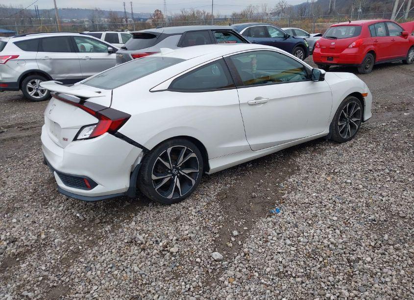 Photo 4 of 2019 Honda Civic SI (VIN 2HGFC3A5XKH752804)