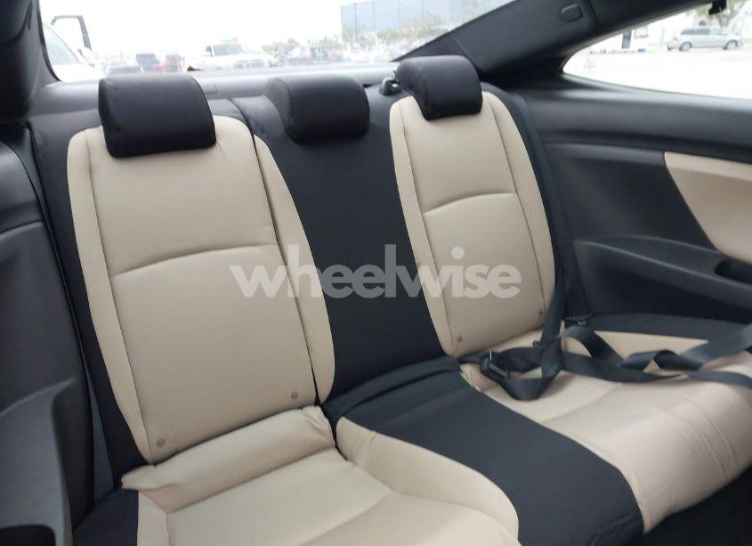 Photo 8 of 2016 Honda Civic EX-T (VIN 2HGFC3B30GH351699)