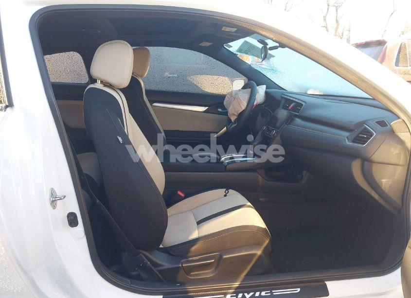 Photo 5 of 2016 Honda Civic EX-T (VIN 2HGFC3B30GH353484)