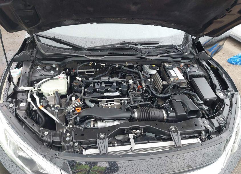 Photo 10 of 2018 Honda Civic EX-T (VIN 2HGFC3B30JH352696)