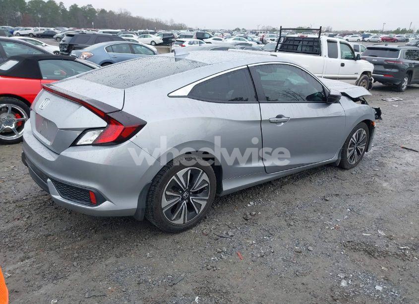 Photo 4 of 2018 Honda Civic EX-T (VIN 2HGFC3B30JH357686)