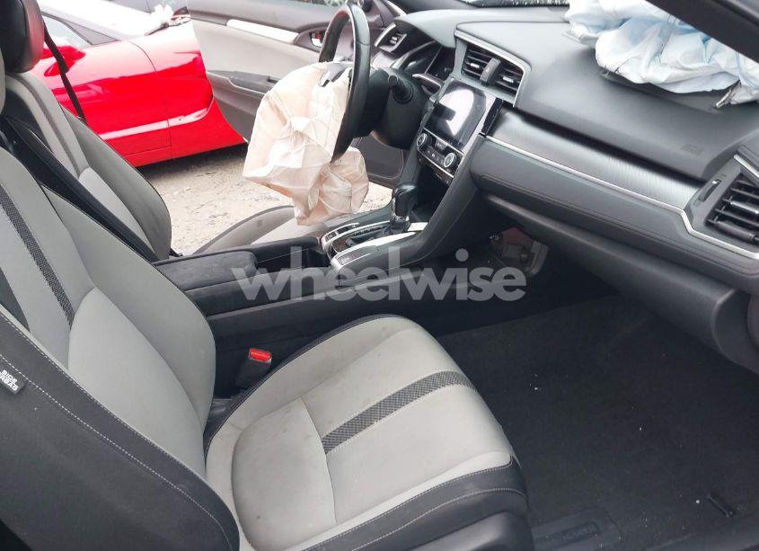 Photo 5 of 2018 Honda Civic EX-T (VIN 2HGFC3B30JH357686)