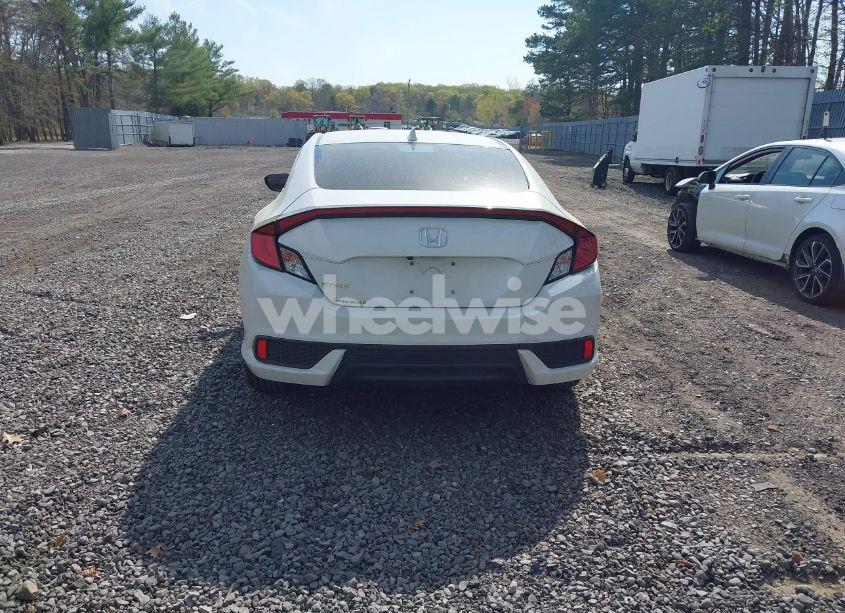 Photo 16 of 2019 Honda Civic EX (VIN 2HGFC3B30KH357317)