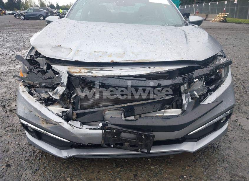 Photo 6 of 2019 Honda Civic EX (VIN 2HGFC3B32KH353141)