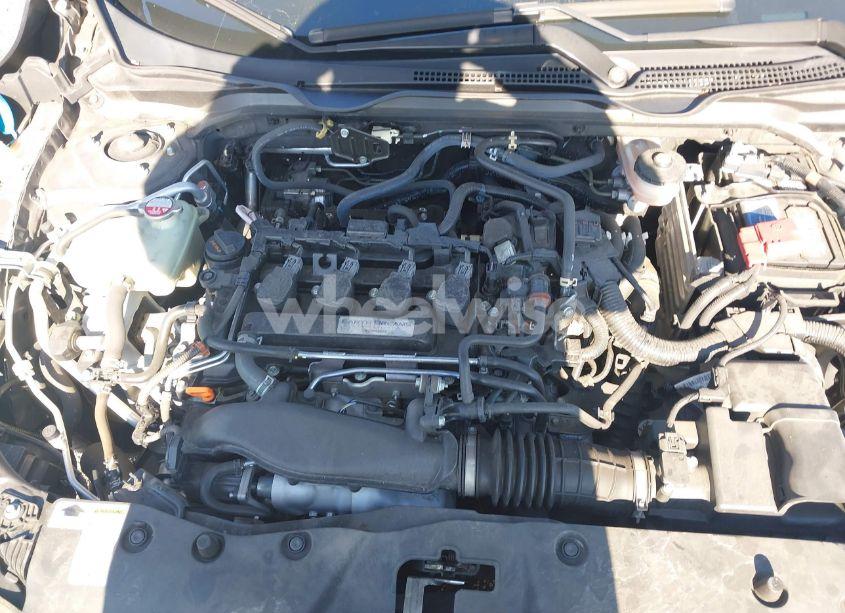 Photo 10 of 2019 Honda Civic EX (VIN 2HGFC3B32KH354662)