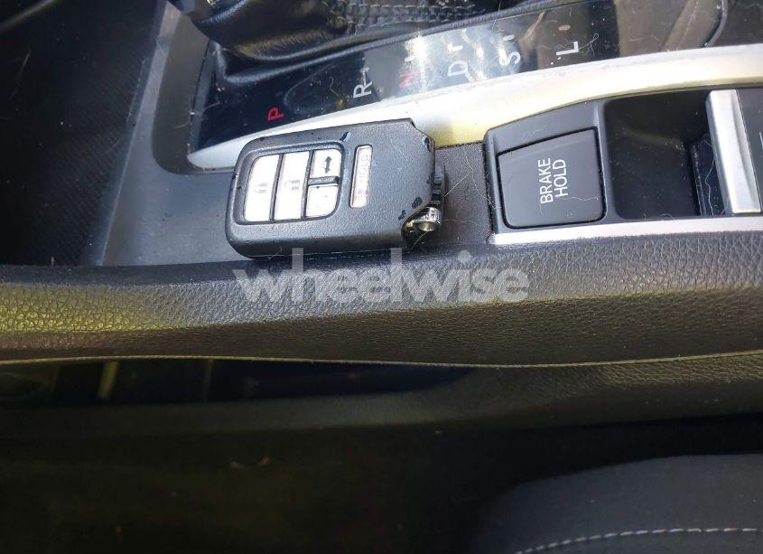 Photo 11 of 2019 Honda Civic EX (VIN 2HGFC3B32KH354662)