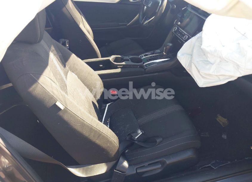 Photo 5 of 2019 Honda Civic EX (VIN 2HGFC3B32KH354662)