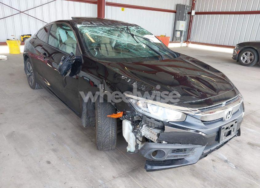 2017 Honda Civic EX-T (VIN 2HGFC3B34HH357314) main photo