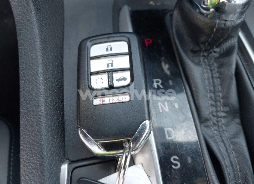 Photo 11 of 2018 Honda Civic EX-T (VIN 2HGFC3B34JH355343)