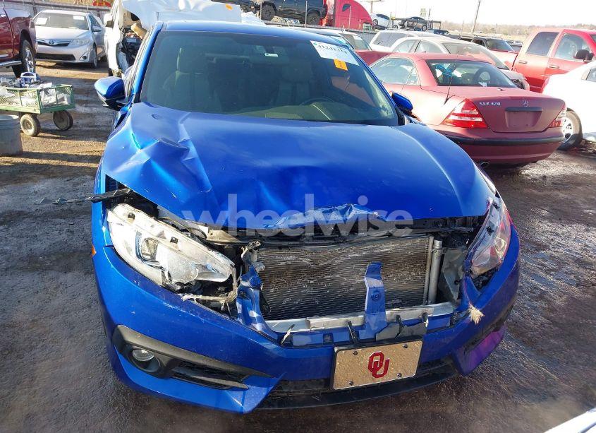 Photo 13 of 2018 Honda Civic EX-T (VIN 2HGFC3B34JH355813)