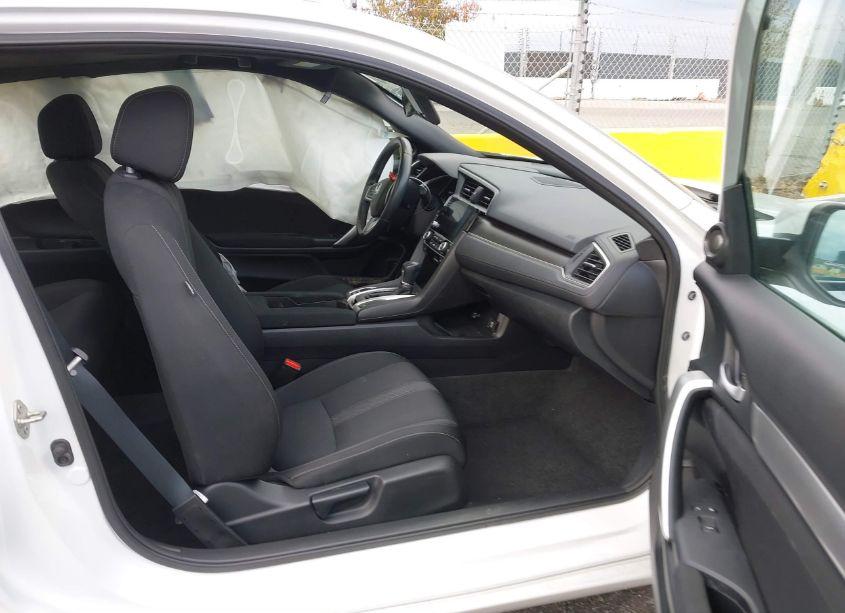 Photo 5 of 2019 Honda Civic EX (VIN 2HGFC3B34KH355408)