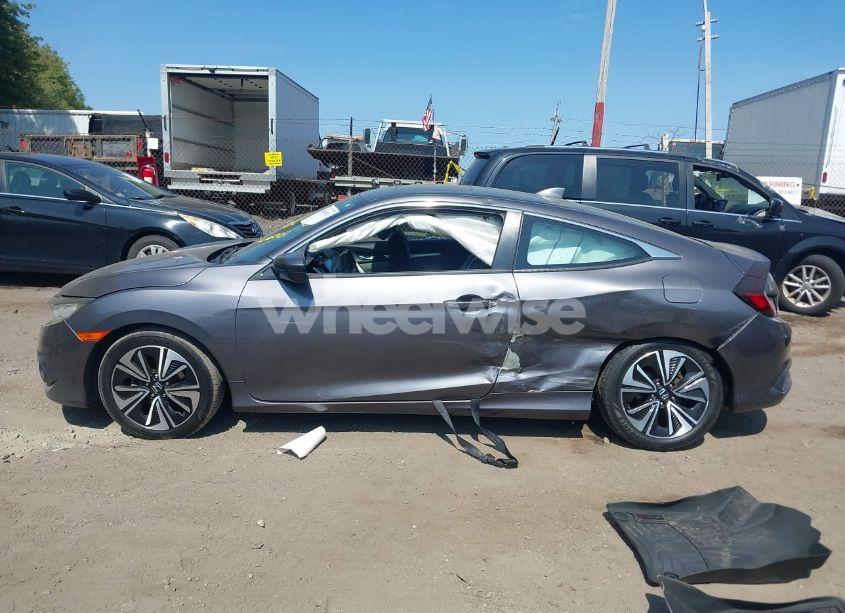 Photo 14 of 2016 Honda Civic EX-T (VIN 2HGFC3B35GH359801)