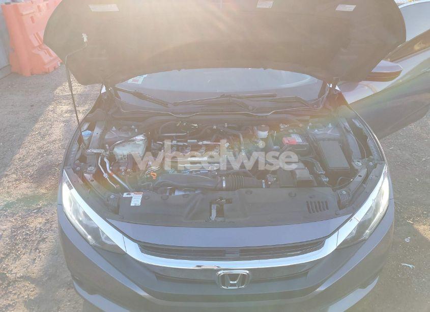Photo 10 of 2017 Honda Civic EX-T (VIN 2HGFC3B35HH360562)