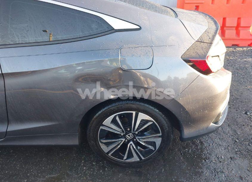 Photo 6 of 2017 Honda Civic EX-T (VIN 2HGFC3B35HH360562)