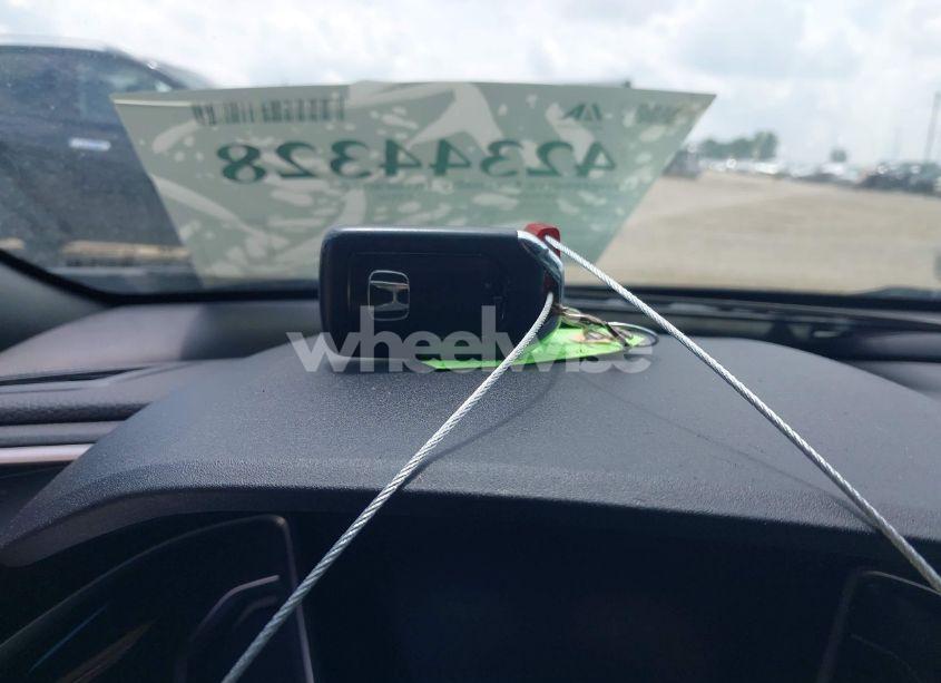 Photo 11 of 2016 Honda Civic EX-T (VIN 2HGFC3B36GH362299)