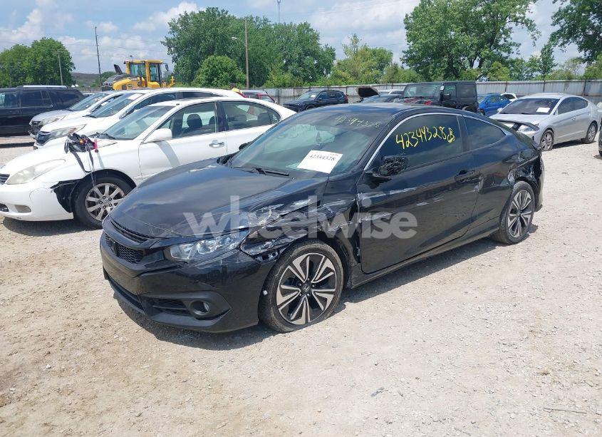 Photo 2 of 2016 Honda Civic EX-T (VIN 2HGFC3B36GH362299)