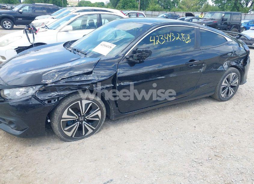 Photo 6 of 2016 Honda Civic EX-T (VIN 2HGFC3B36GH362299)