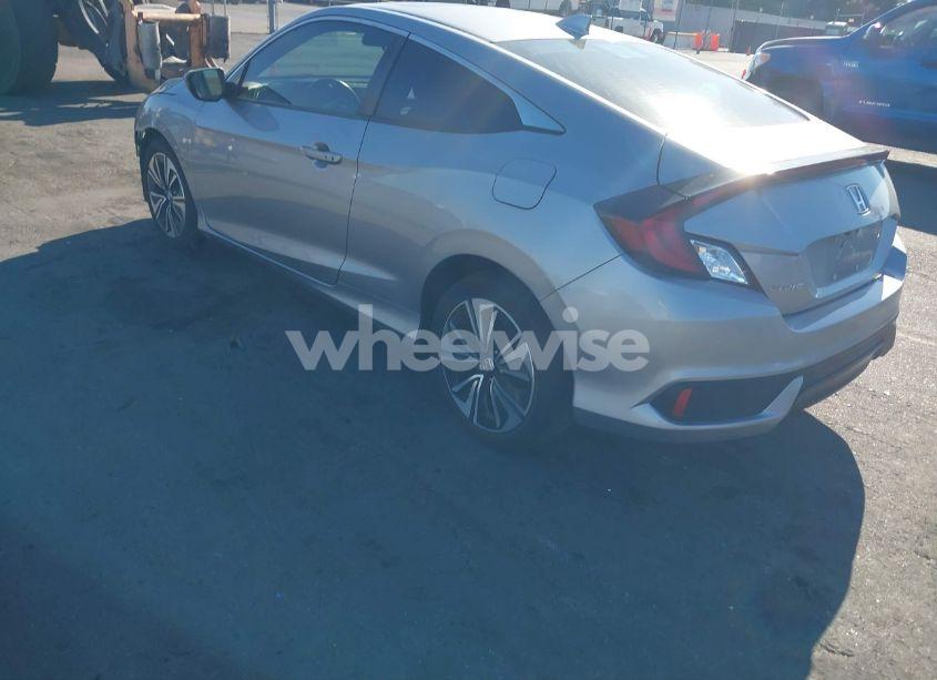 Photo 3 of 2018 Honda Civic EX-T (VIN 2HGFC3B36JH353237)