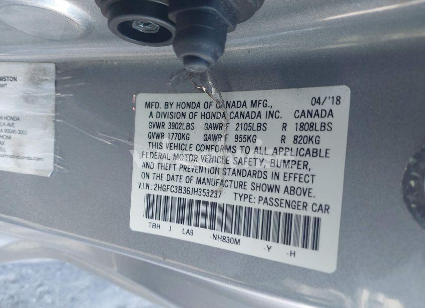 Photo 9 of 2018 Honda Civic EX-T (VIN 2HGFC3B36JH353237)