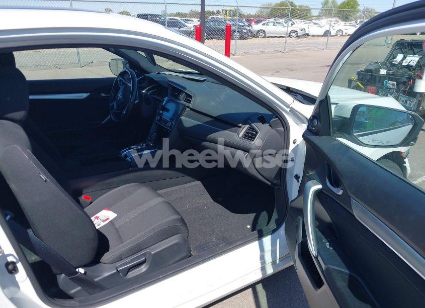 Photo 5 of 2019 Honda Civic EX (VIN 2HGFC3B36KH351764)