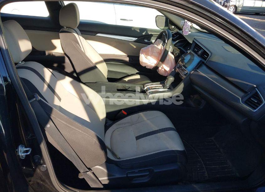 Photo 5 of 2016 Honda Civic EX-T (VIN 2HGFC3B37GH354079)