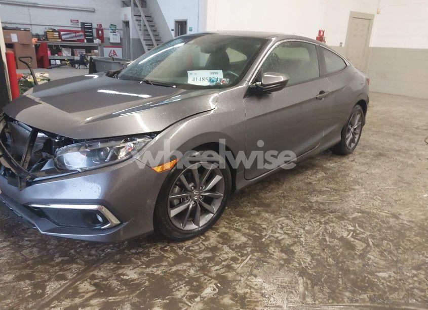 Photo 2 of 2019 Honda Civic EX (VIN 2HGFC3B37KH352051)