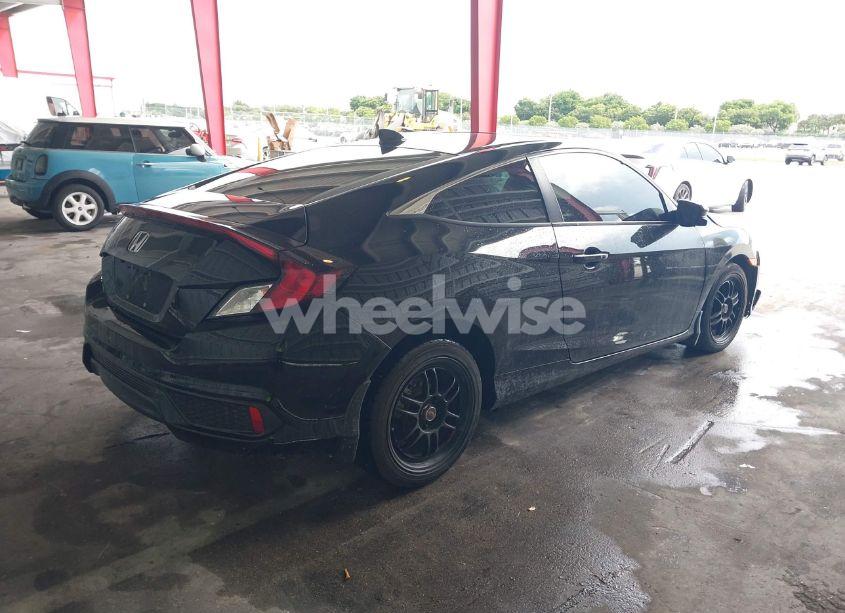 Photo 4 of 2019 Honda Civic EX (VIN 2HGFC3B37KH352633)