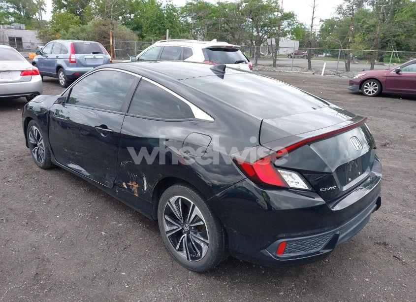 Photo 3 of 2017 Honda Civic EX-T (VIN 2HGFC3B38HH357333)
