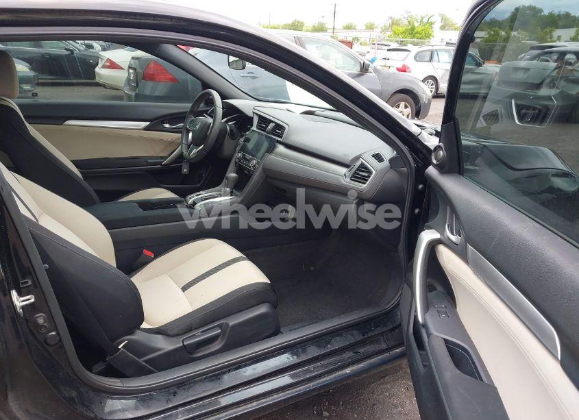 Photo 5 of 2017 Honda Civic EX-T (VIN 2HGFC3B38HH357333)