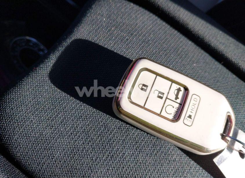 Photo 11 of 2018 Honda Civic EX-T (VIN 2HGFC3B38JH351277)