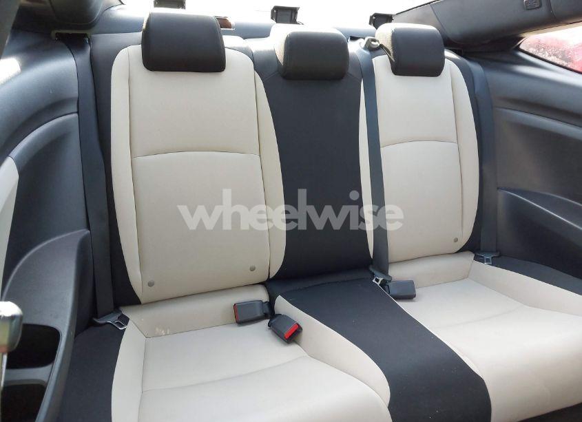 Photo 8 of 2018 Honda Civic EX-T (VIN 2HGFC3B38JH351277)