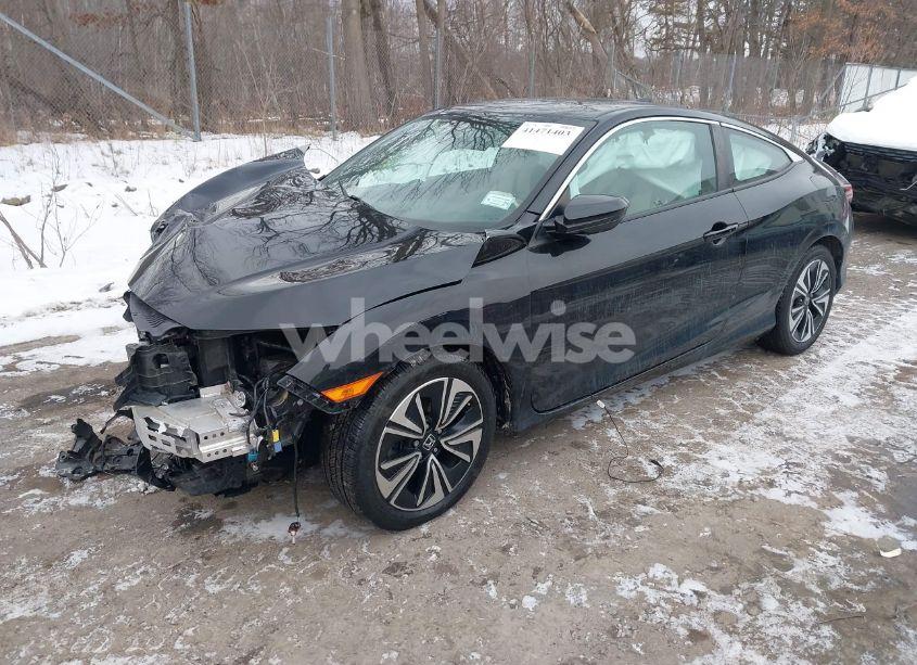 Photo 2 of 2018 Honda Civic EX-T (VIN 2HGFC3B38JH351313)