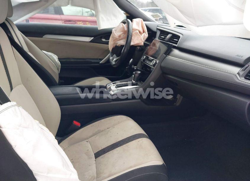 Photo 5 of 2018 Honda Civic EX-T (VIN 2HGFC3B38JH351313)