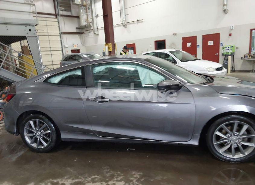 Photo 13 of 2019 Honda Civic EX (VIN 2HGFC3B38KH350258)