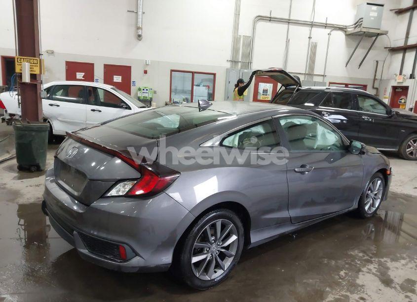 Photo 4 of 2019 Honda Civic EX (VIN 2HGFC3B38KH350258)