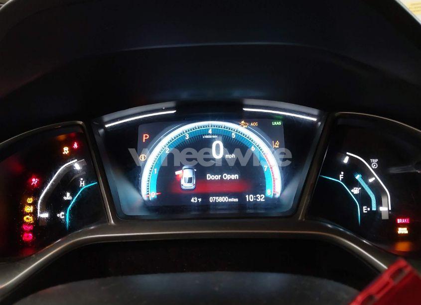 Photo 7 of 2019 Honda Civic EX (VIN 2HGFC3B38KH350258)