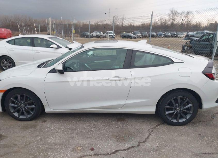 Photo 14 of 2019 Honda Civic EX (VIN 2HGFC3B38KH350275)