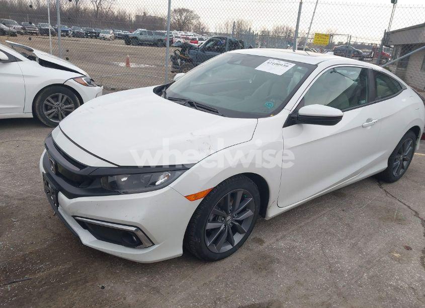 Photo 2 of 2019 Honda Civic EX (VIN 2HGFC3B38KH350275)