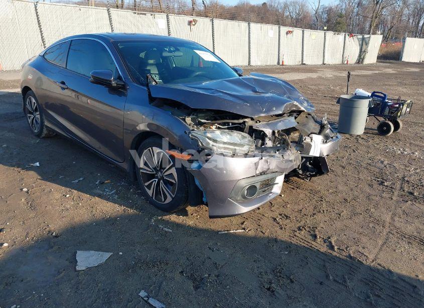 2016 Honda Civic EX-T (VIN 2HGFC3B39GH357291) main photo