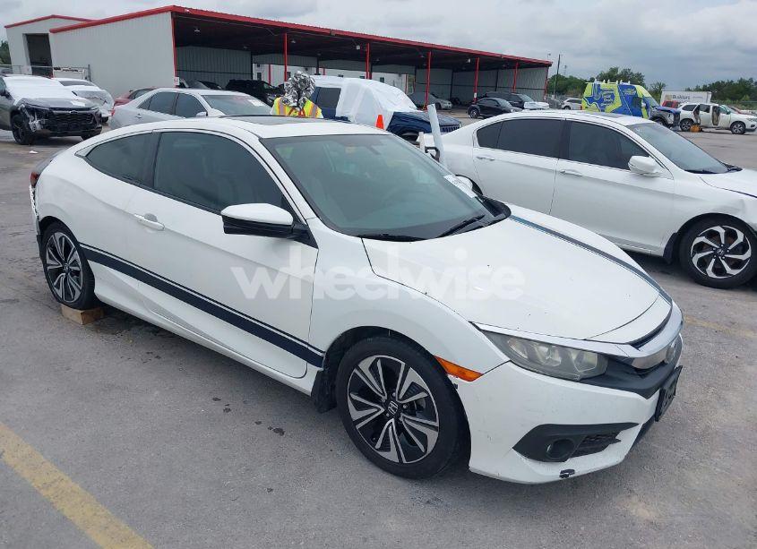 2016 Honda Civic EX-T (VIN 2HGFC3B39GH357873) main photo
