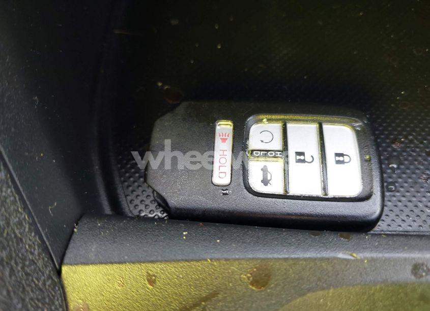 Photo 11 of 2017 Honda Civic EX-T (VIN 2HGFC3B39HH351105)