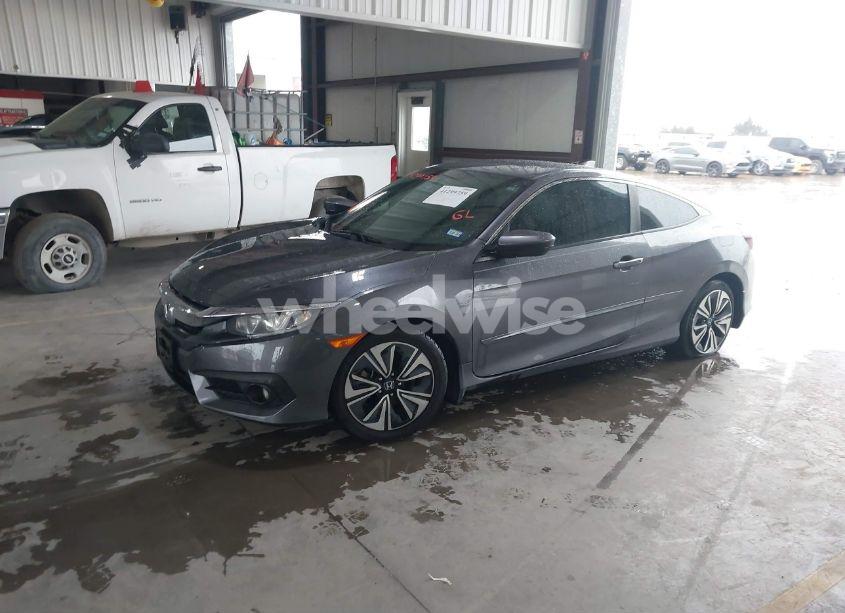 Photo 2 of 2017 Honda Civic EX-T (VIN 2HGFC3B39HH355526)