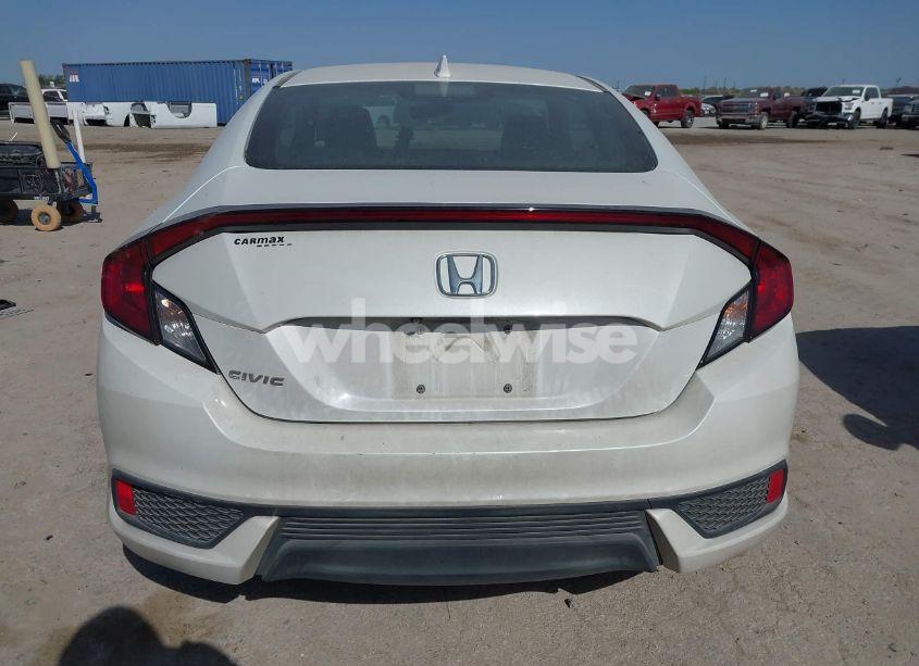 Photo 17 of 2018 Honda Civic EX-T (VIN 2HGFC3B39JH353247)